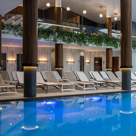 Crona Karpaty Skhidnytsia