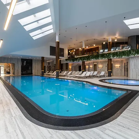 Crona Karpaty 4*