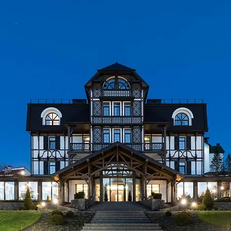 Crona Karpaty Hotell