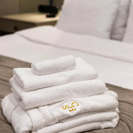 Hotell Crona Karpaty Skhidnytsia