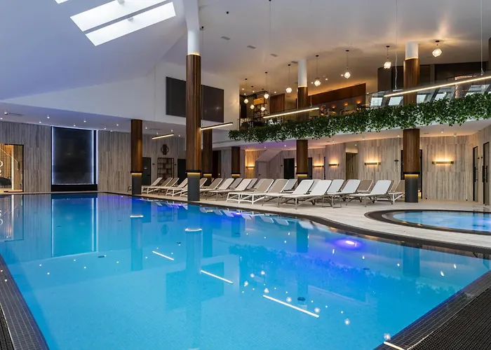 Crona Karpaty 4* Сходница