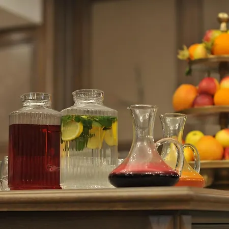 Crona Karpaty Szálloda 4*