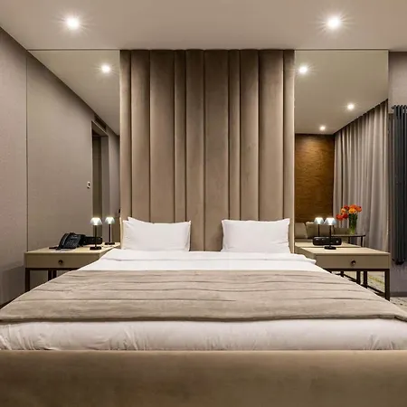 Szálloda Crona Karpaty 4*