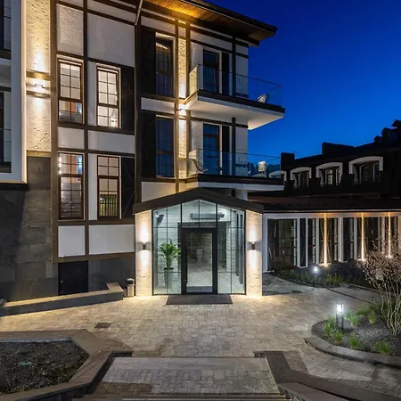 Szálloda Crona Karpaty 4*